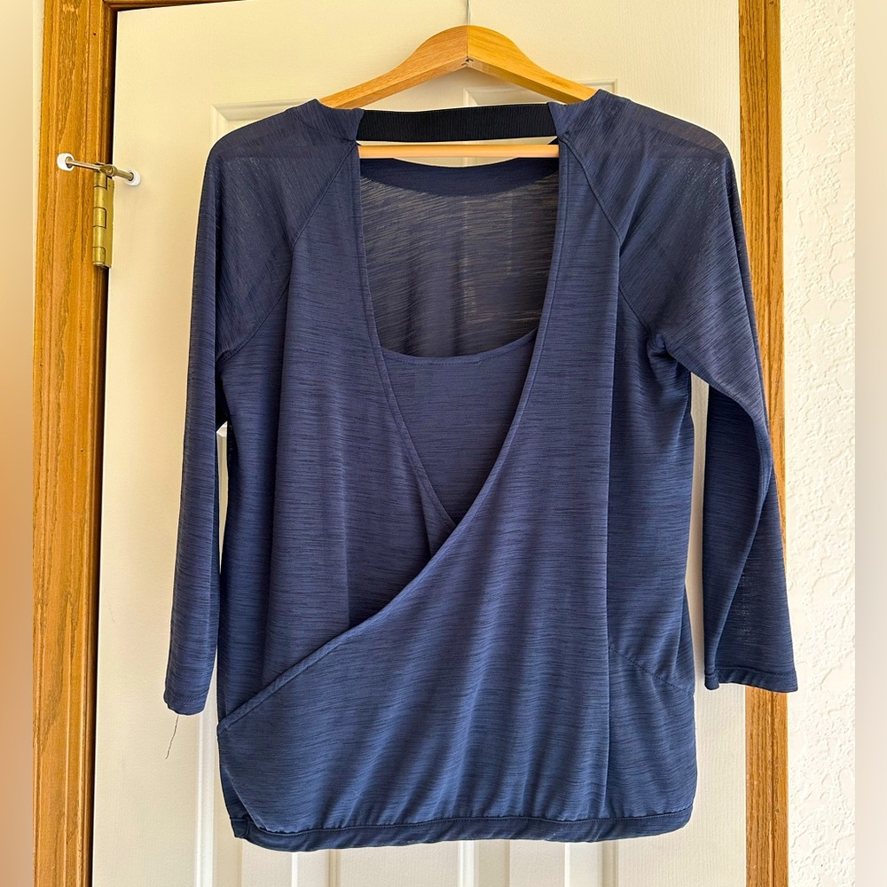 Athleta Top - Picture 2 of 2